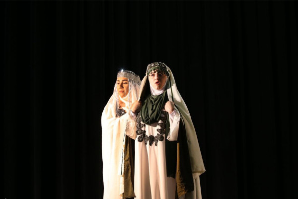 زنان دیگر ادیان حماسهخوان عاشورا میشوند