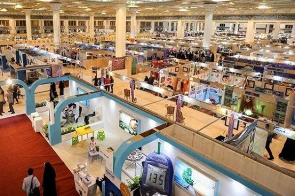 پویش «زندگی با آیهها» در دل شبستان نمایشگاه قرآن جلوهگری کرد