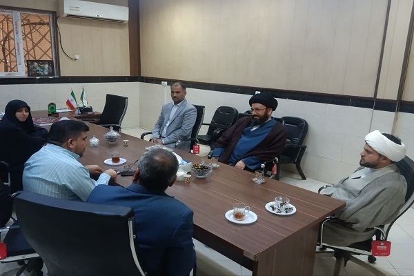 جلسه رؤسای ادارات قرآنی خوزستان با دبیر شورای توسعه قرآنی کشور