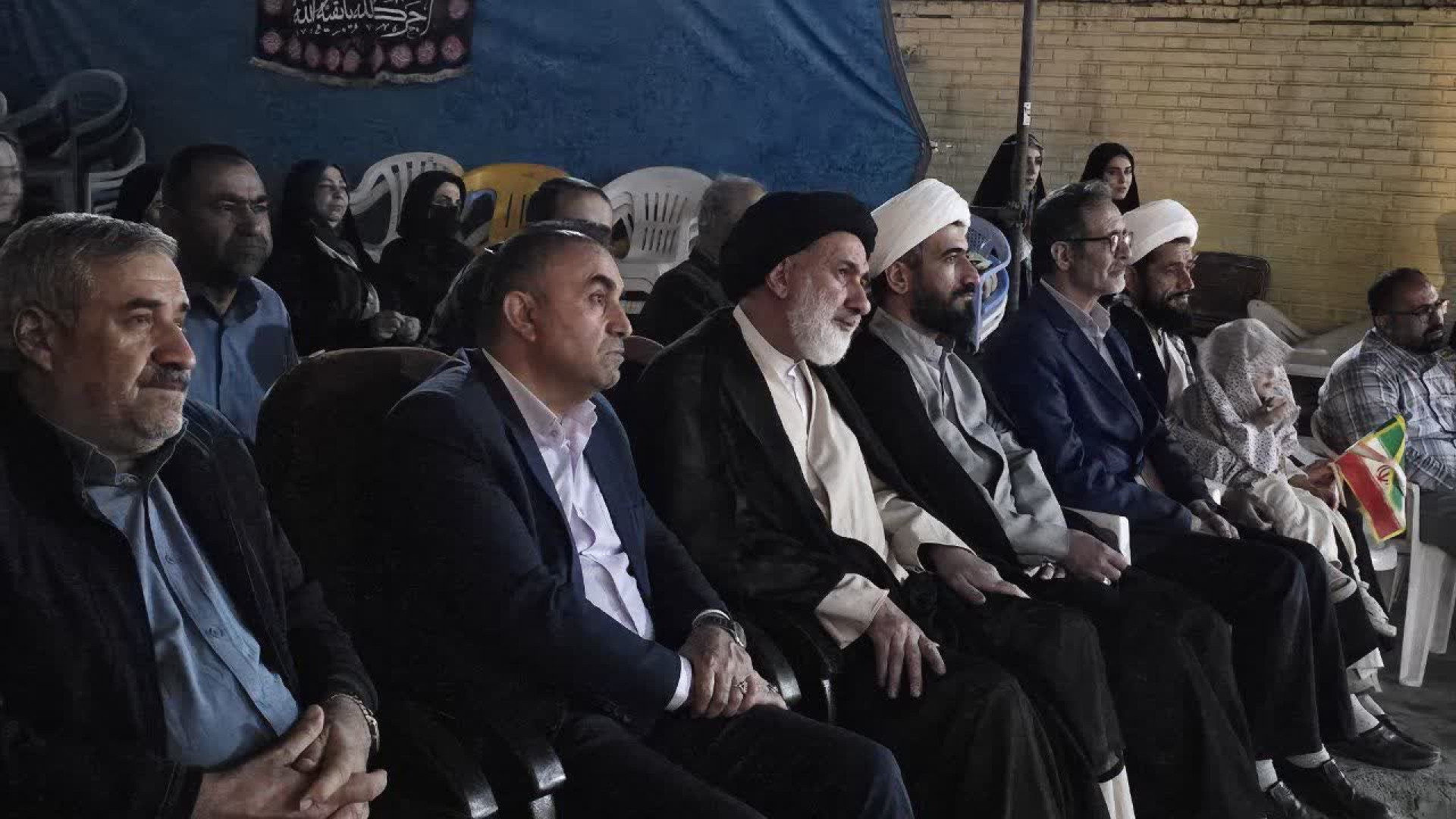 اکران مستند «ایستاده در خدمت» در شهرکرد