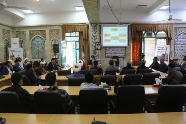 محفل قرآنی جمعی از قرآنیان در شهرکرد