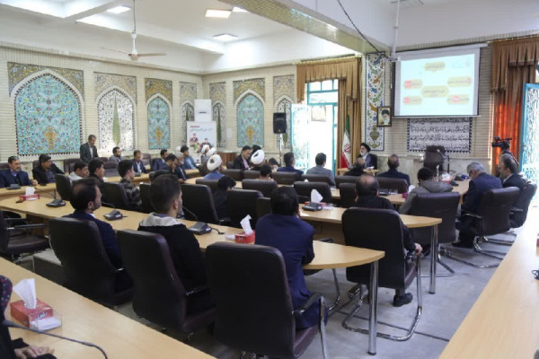 محفل قرآنی جمعی از قرآنیان در شهرکرد
