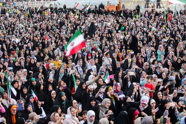 Campaña “Como una Estrella”; La Celebración Femenina Más Grande de Irán