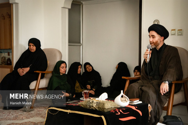 خانه به خانه با نام حسین(ع)