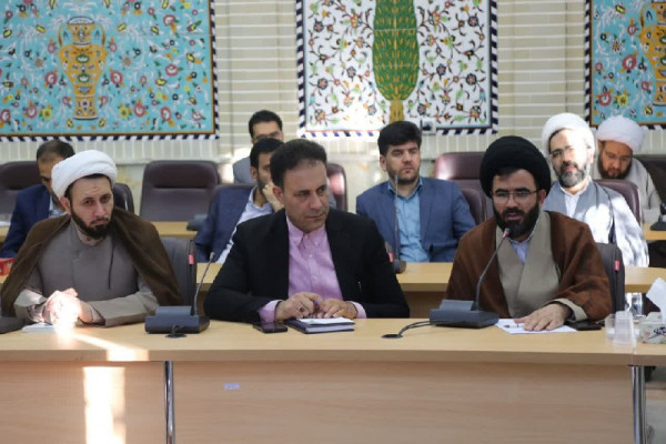 محفل قرآنی جمعی از قرآنیان در شهرکرد