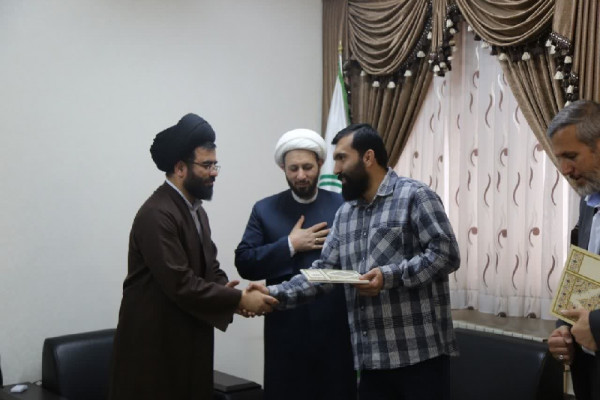 آیین سنگرسپاری مدیر بنیاد دعبل خزاعی در استان