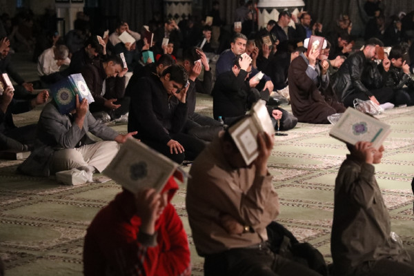 احیای شب نوزدهم ماه رمضان در مصلی شهرکرد