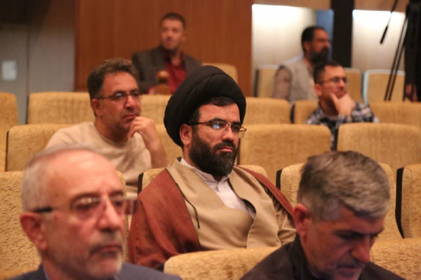 نشست بررسی چالش‌های پیش روی آب استان